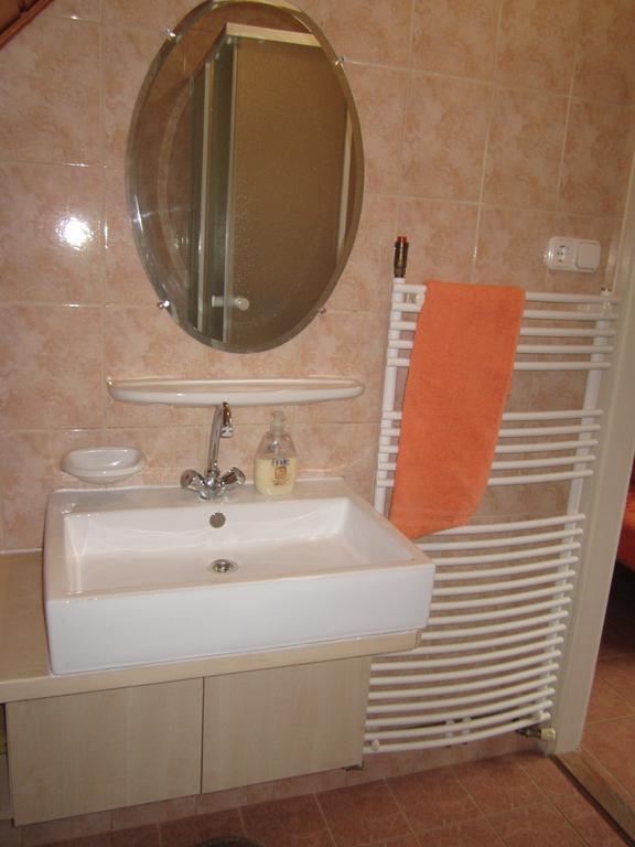 Rozsadomb Apartman Zalakaros Buitenkant foto